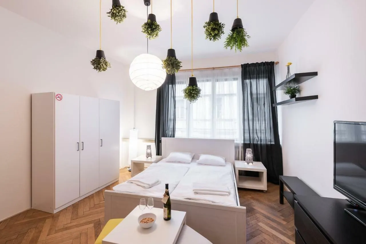 Na Zborenci Design Apartments Praag